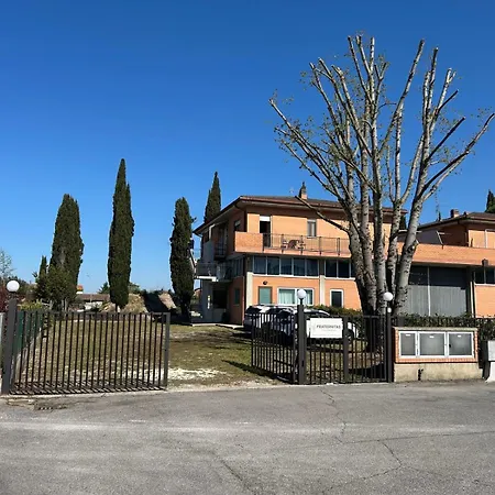 Fraternitas - Assisi Apartament Santa Maria Degli Angeli (Assisi)